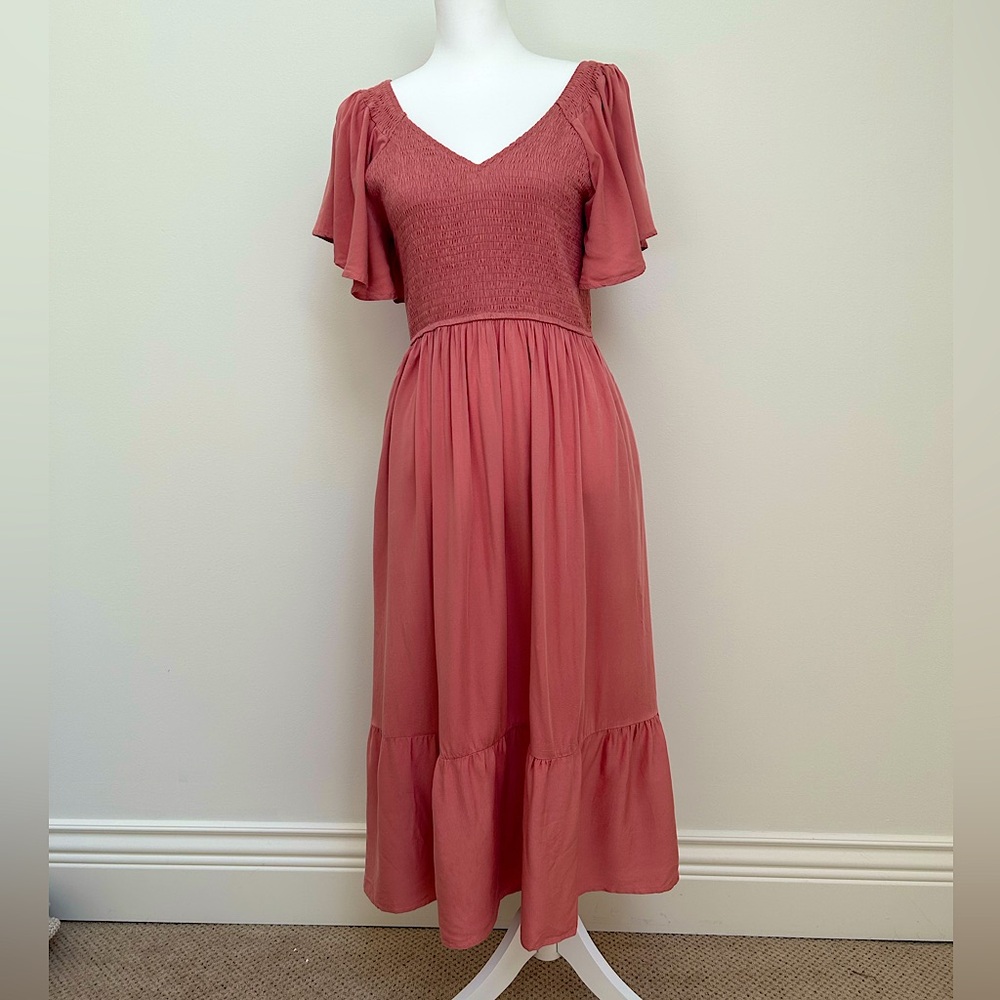 Beautiful Flowy Pink Midi Dress